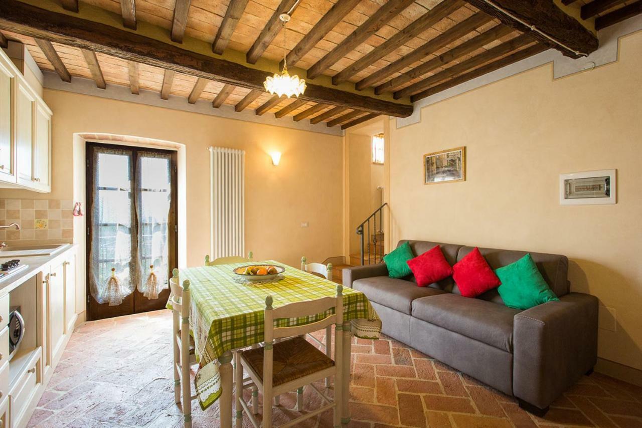 Borgo Pie' Di Gamboi Villa Chianni Exterior foto